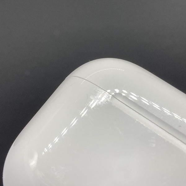 【中古】AirPods 4 MXP93J/A（アクティブノイズキャンセリング搭載）【秋葉原】