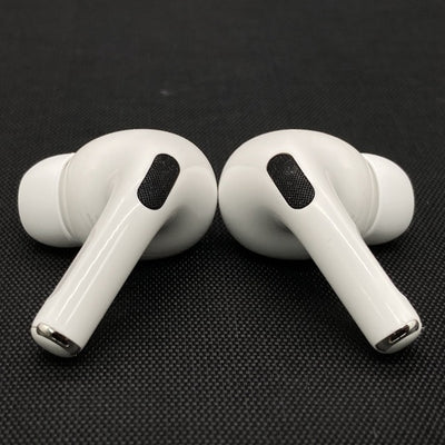 【中古】MagSafe充電ケース(USB-C)付きAirPods Pro(第2世代) MTJV3JA【秋葉原】