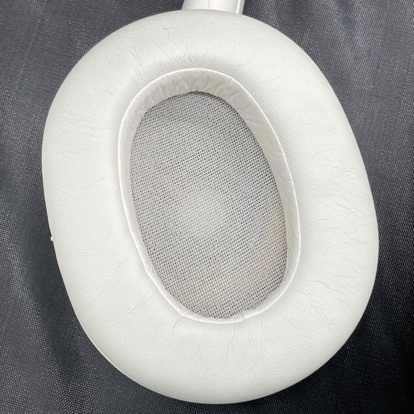 【中古】ULT WEAR オフホワイト 【WH-ULT900N WC】【日本橋】