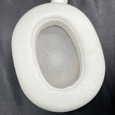 【中古】ULT WEAR オフホワイト 【WH-ULT900N WC】【日本橋】