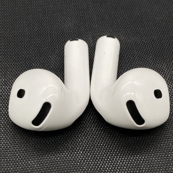 【中古】AirPods 4 MXP93J/A（アクティブノイズキャンセリング搭載）【秋葉原】