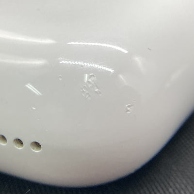 【中古】AirPods 4 MXP93J/A（アクティブノイズキャンセリング搭載）【秋葉原】