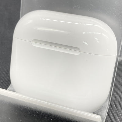 【中古】AirPods 4 MXP63J/A【秋葉原】