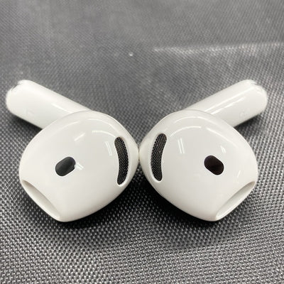 【中古】AirPods 4 MXP63J/A【秋葉原】