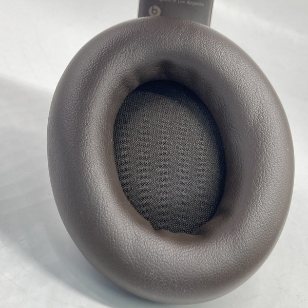 Beats Studio Pro ディープブラウン　新品未使用品未開封 Beats Studio Proワイヤレスヘッドフォン – ディープブラウン