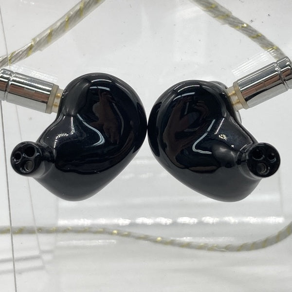 【中古】EM10【秋葉原】