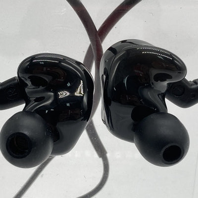 【中古】SUPERIOR Vermilion Red 【QDC-SUPERIOR-RD】【秋葉原】