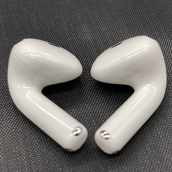 【中古】AirPods 4 MXP93J/A（アクティブノイズキャンセリング搭載）【秋葉原】