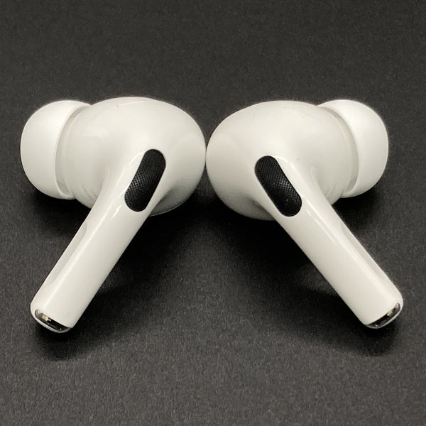 【中古】MagSafe充電ケース(USB-C)付きAirPods Pro(第2世代) MTJV3JA【秋葉原】