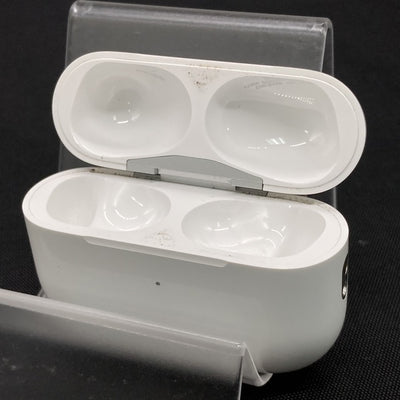 【中古】AirPods Pro (第2世代) MagSafe充電ケース(USB-C)【日本橋】