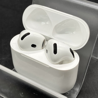 【中古】AirPods 4 MXP93J/A（アクティブノイズキャンセリング搭載）【日本橋】