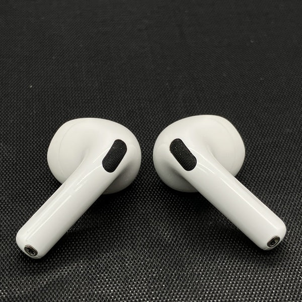 【中古】AirPods 4 MXP93J/A（アクティブノイズキャンセリング搭載）【日本橋】