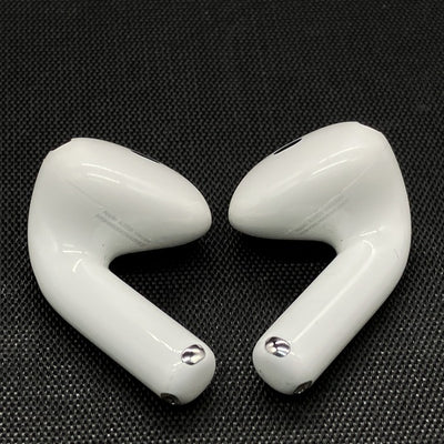【中古】AirPods 4 MXP93J/A（アクティブノイズキャンセリング搭載）【日本橋】