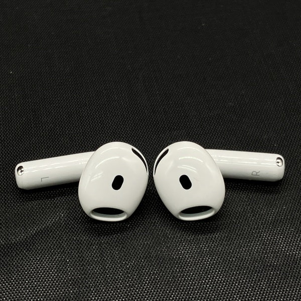 【中古】AirPods 4 MXP93J/A（アクティブノイズキャンセリング搭載）【日本橋】
