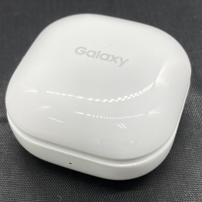 【中古】Galaxy Buds2 White 【SM-R177NZWAXJP】【秋葉原】