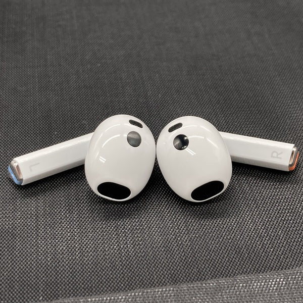 【中古】Galaxy Buds3 ホワイト 【SM-R530NZWAXJP】【秋葉原】