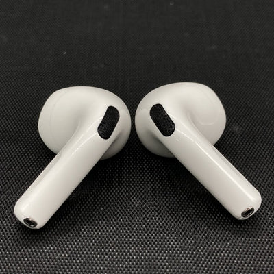 【中古】AirPods 4 MXP63J/A【秋葉原】