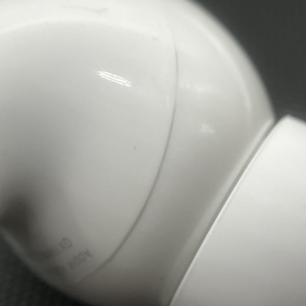 【中古】MagSafe充電ケース(USB-C)付きAirPods Pro(第2世代) MTJV3JA【名古屋】