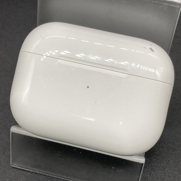 【中古】AirPods Pro (第2世代) MagSafe充電ケース(USB-C)(海外モデル)【秋葉原】