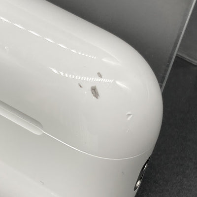 【中古】AirPods Pro (第2世代) MagSafe充電ケース(USB-C)(海外モデル)【秋葉原】