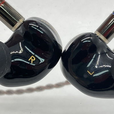 【中古】PERFORMER 8【秋葉原】