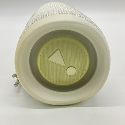 【中古】FLIP5 ホワイト 【JBLFLIP5WHT】【秋葉原】