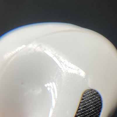 【中古】AirPods Pro (第2世代) MQD83J/A【秋葉原】