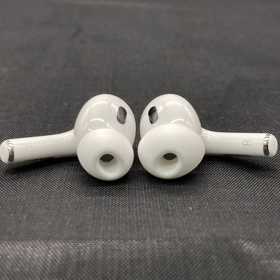 【中古】MagSafe充電ケース(USB-C)付きAirPods Pro(第2世代) MTJV3JA【日本橋】