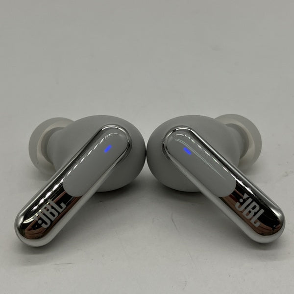 【中古】LIVE BEAM 3 シルバー【JBLLIVEBEAM3SIL】【秋葉原】