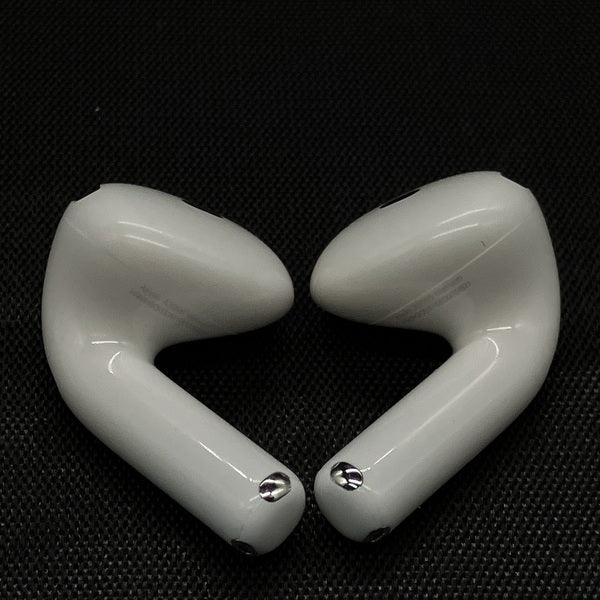 【中古】AirPods 4 MXP93J/A（アクティブノイズキャンセリング搭載）【秋葉原】