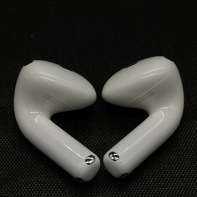 【中古】AirPods 4 MXP93J/A（アクティブノイズキャンセリング搭載）【秋葉原】
