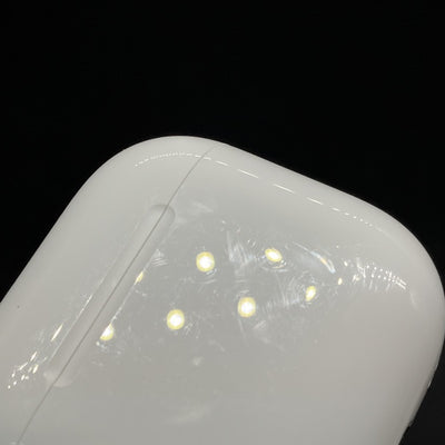 【中古】AirPods 4 MXP93J/A（アクティブノイズキャンセリング搭載）【秋葉原】
