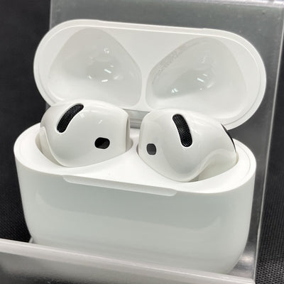 【中古】AirPods 4 MXP93J/A（アクティブノイズキャンセリング搭載）【名古屋】