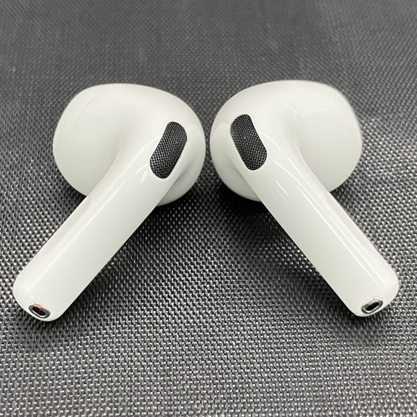 【中古】AirPods 4 MXP93J/A（アクティブノイズキャンセリング搭載）【名古屋】