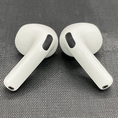 【中古】AirPods 4 MXP93J/A（アクティブノイズキャンセリング搭載）【名古屋】