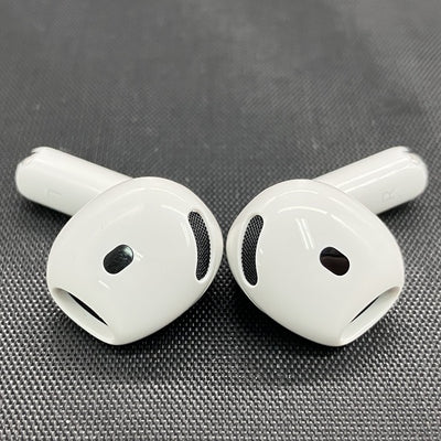 【中古】AirPods 4 MXP93J/A（アクティブノイズキャンセリング搭載）【名古屋】
