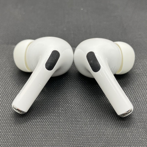 【中古】MagSafe充電ケース(USB-C)付きAirPods Pro(第2世代) MTJV3JA【日本橋】【日本橋】