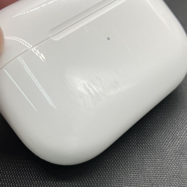 【中古】MagSafe充電ケース(USB-C)付きAirPods Pro(第2世代) MTJV3JA【日本橋】【日本橋】