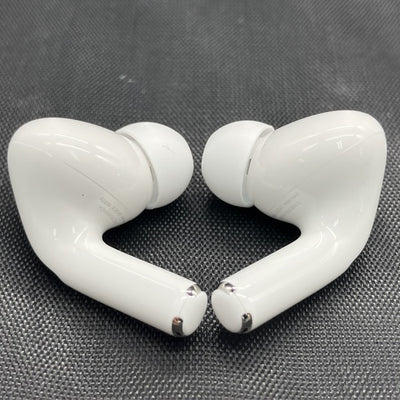 【中古】MagSafe充電ケース(USB-C)付きAirPods Pro(第2世代) MTJV3JA【秋葉原】