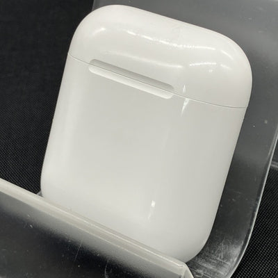 【中古】AirPods with Charging Case MV7N2J/A【日本橋】