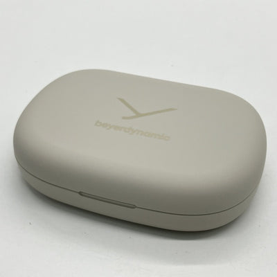 【中古】VERIO 200 Cream【秋葉原】