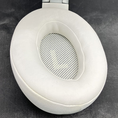 【中古】EVEREST ELITE 700 ホワイト【V700NXTWHTGP】【秋葉原】