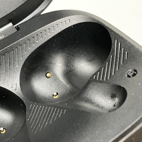 【中古】LIVE BEAM 3 ブラック【JBLLIVEBEAM3BLK】【日本橋】