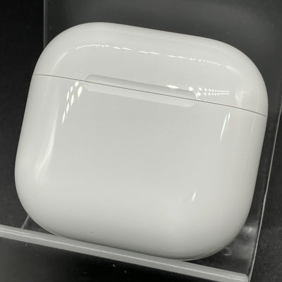 【中古】AirPods 4 MXP93J/A（アクティブノイズキャンセリング搭載）【秋葉原】