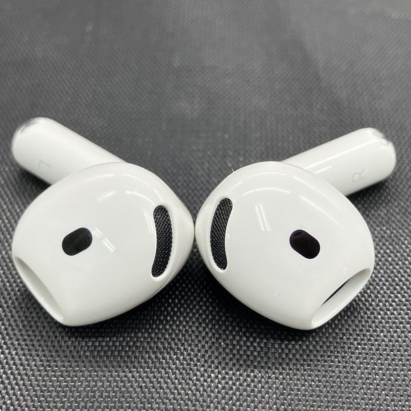Apple 【中古】AirPods 4 (片耳)（アクティブノイズキャンセ