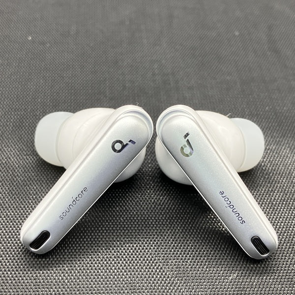 Anker Soundcore Liberty 4 NC ホワイト