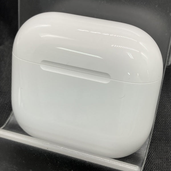 【中古】AirPods 4 MXP93J/A（アクティブノイズキャンセリング搭載）【秋葉原】