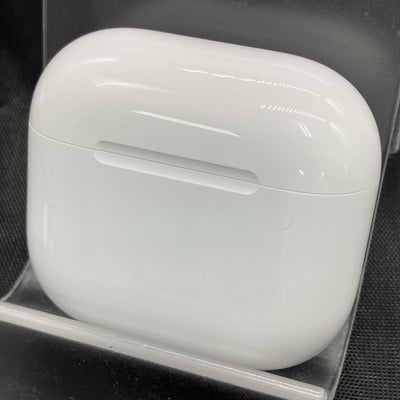 【中古】AirPods 4 MXP93J/A（アクティブノイズキャンセリング搭載）【秋葉原】