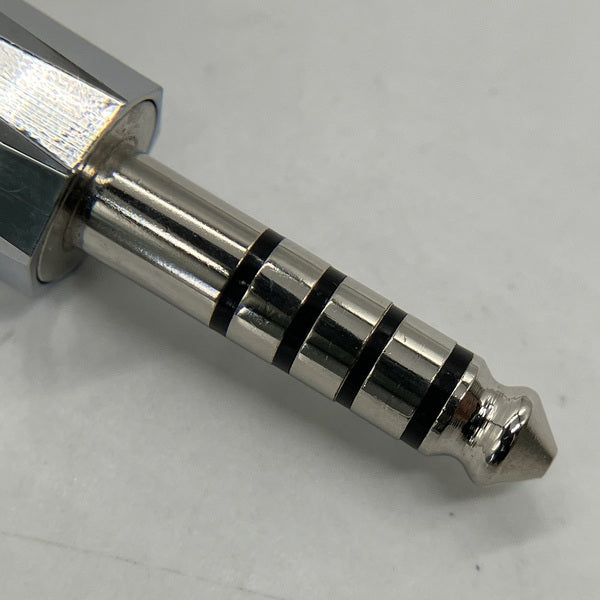 【中古】Hiclass 8コア 純銀金メッキ+パラジウム+銀メッキ 2pin-4.4mm【秋葉原】