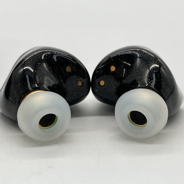 【中古】Inovat r ブラックスターライト【INVTR-BS】【秋葉原】